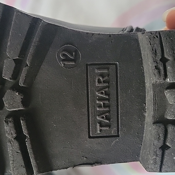 Black Tahari boots, GUC🎉🖤🎊 - Picture 14 of 14